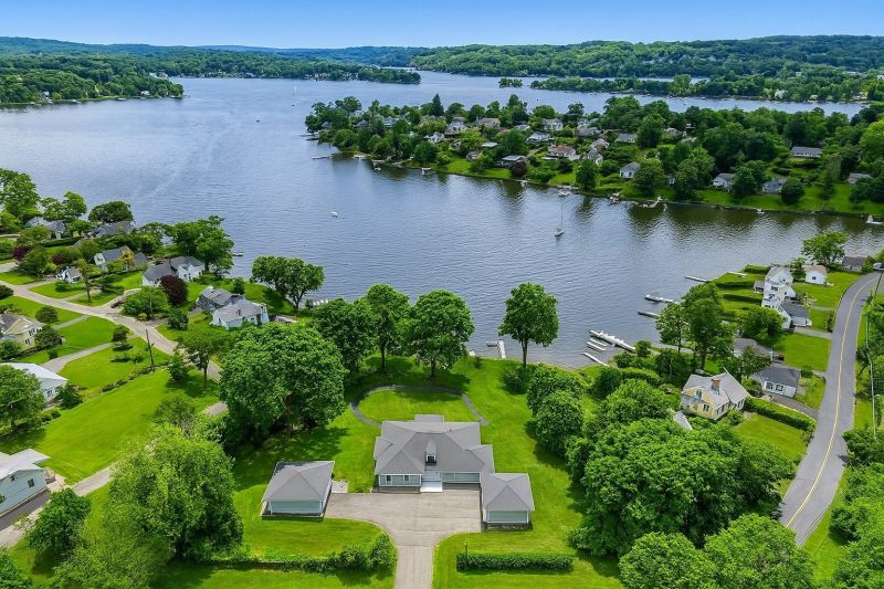 Best Tub To Shower Conversion pros in Brookfield, CT